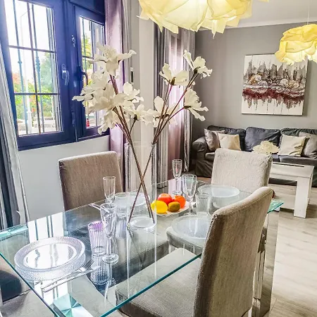 Adeje Living - Stylish 2 Bedroom In Adeje Tenerife *