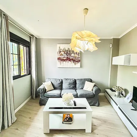 Adeje Living - Stylish 2 Bedroom In Adeje Tenerife *