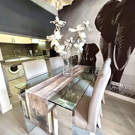 Adeje Living - Stylish 2 Bedroom In Adeje Tenerife