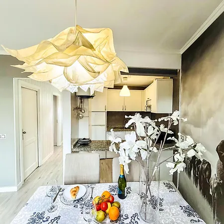 Adeje Living - Stylish 2 Bedroom In Adeje Tenerife *